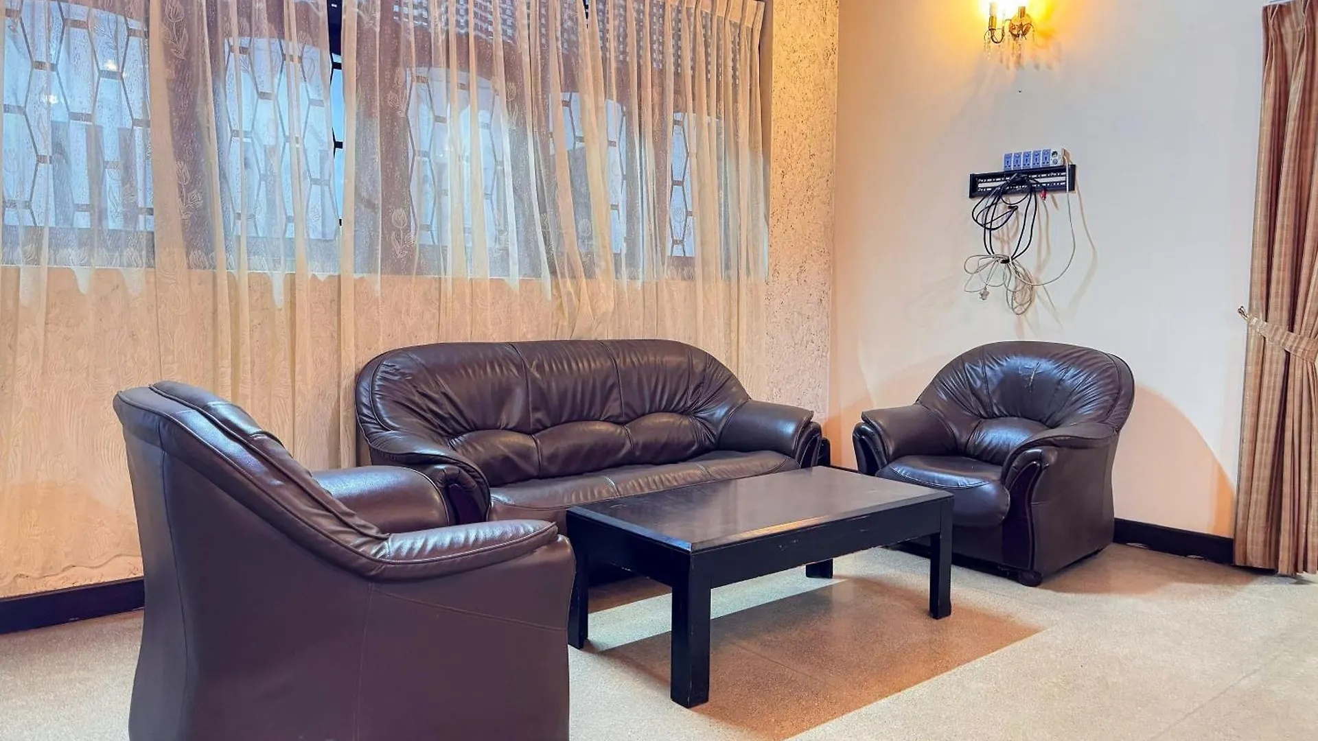 مبيت وإفطار Grand Residencies نيجومبو فندق مبيت وإفطار