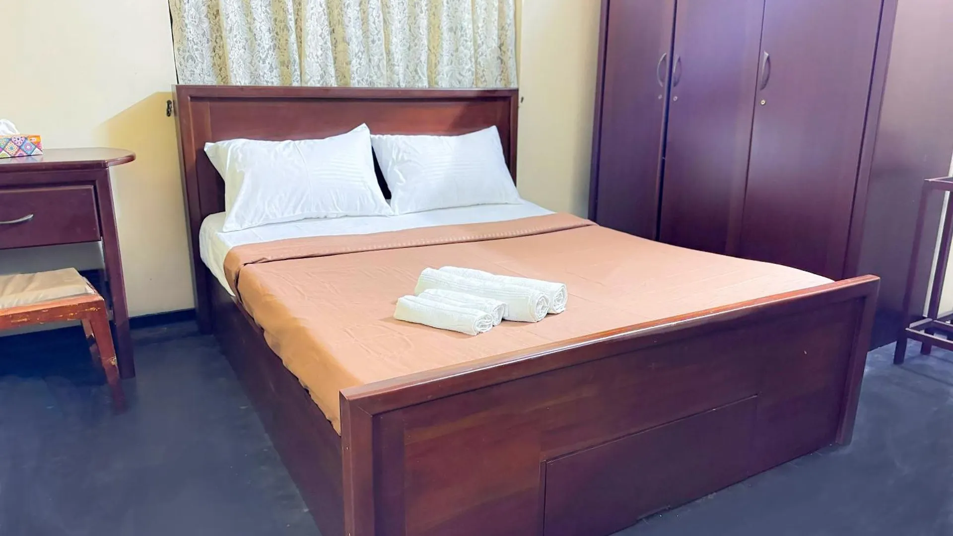 مبيت وإفطار Grand Residencies نيجومبو فندق مبيت وإفطار