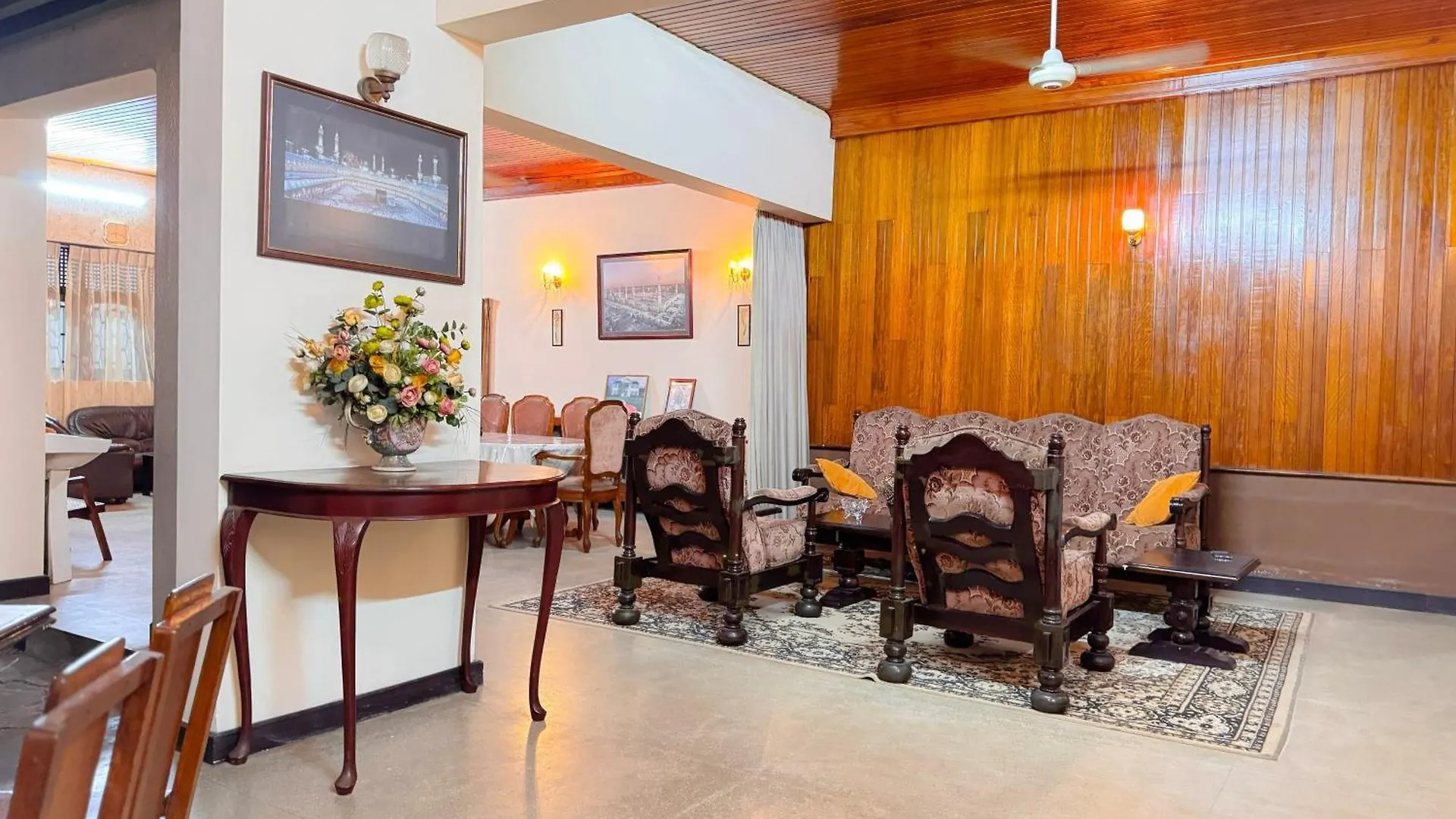مبيت وإفطار Grand Residencies نيجومبو 0*,