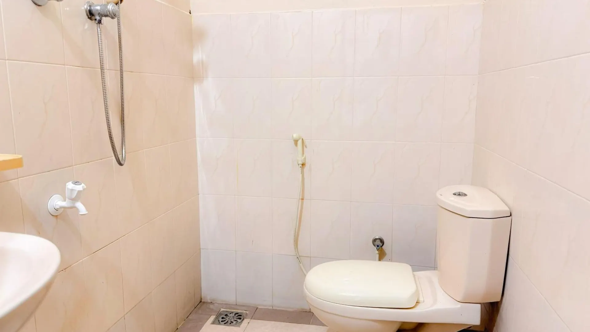 فندق مبيت وإفطار مبيت وإفطار Grand Residencies نيجومبو